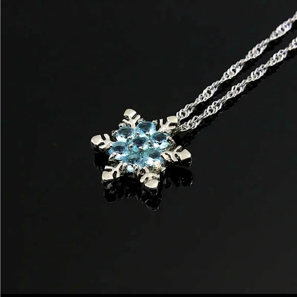 Snowflake Blue Rhinestone Necklace. Brand New. - Picture 2 of 4